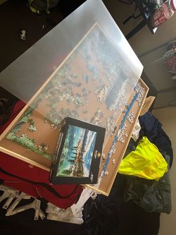 Puzzle board