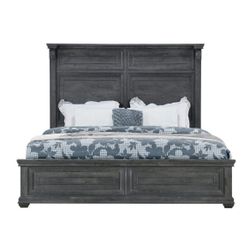 Brand new king size bedframe 