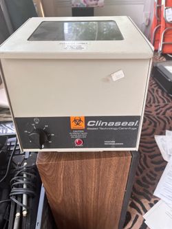 Centrifuge model CS6C