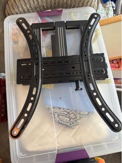 TV wall mount