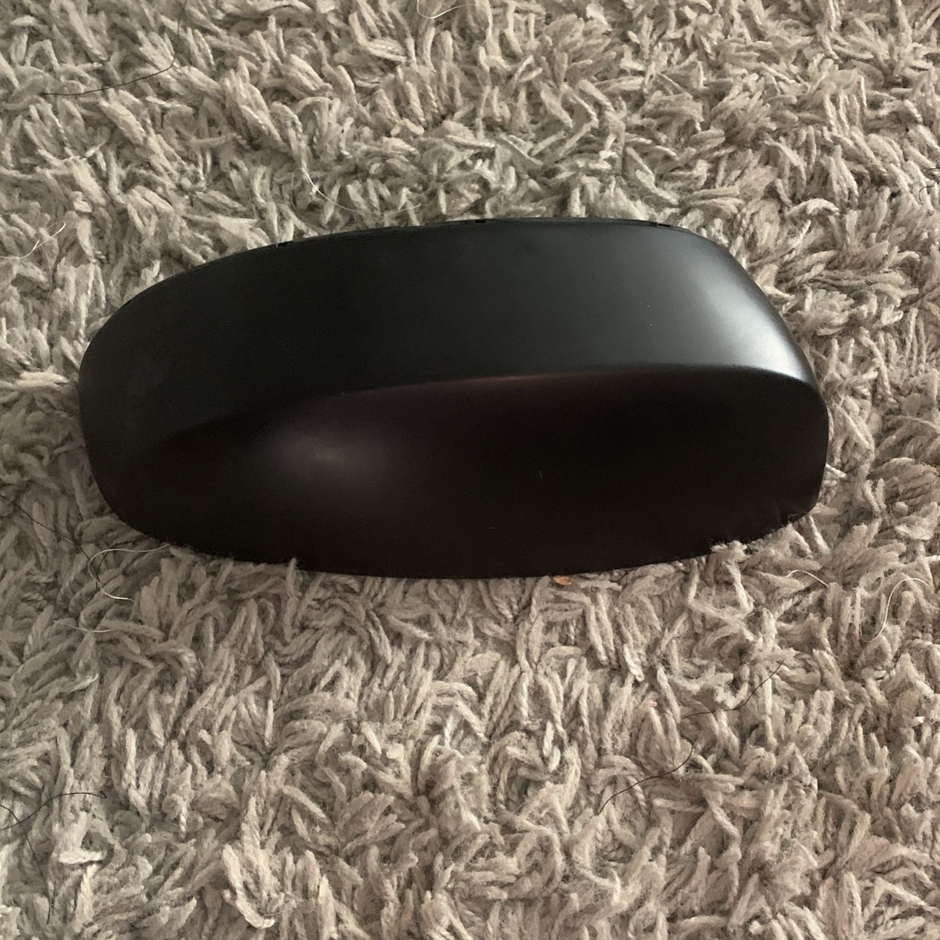 Passenger Sideview mirror cover