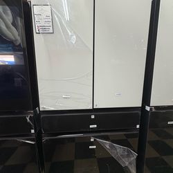 Samsung 4 door refrigerator