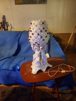 Vintage Cherube Lamp