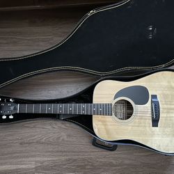 Montaya Acoustic Guitar + Case & Strap