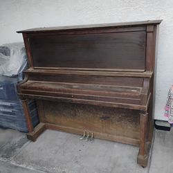 Piano REMBRANDT OBO Or Trade For Car