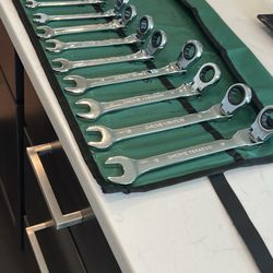 14 Piece Ratchet Flex Head Combination Wrench Set With Carry Bag