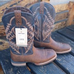 BOOTS  ARIAT