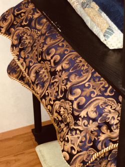 King comforter with shams and bed skirt $30