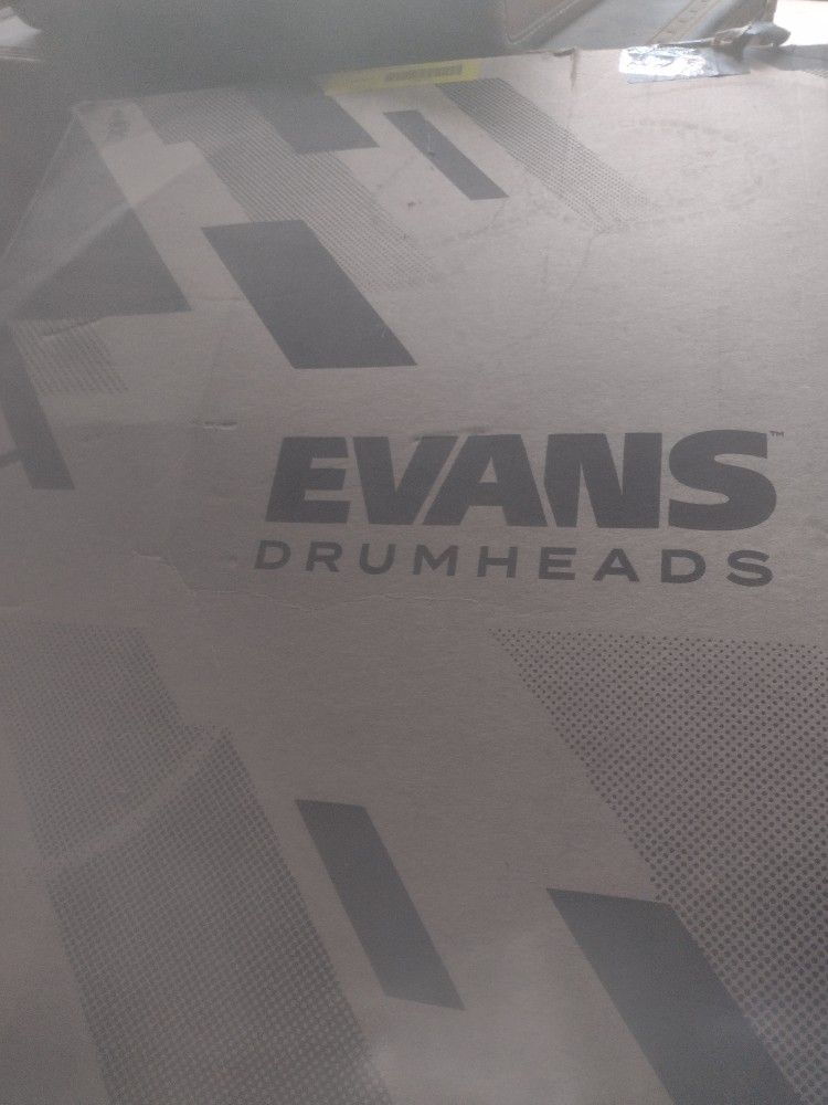 Evans Drumheads Make Me An Offer