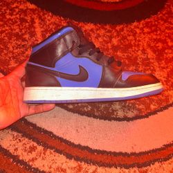 Grade School Air Jordan Retro 1 Mid 'Black Royal Blue' (GS)