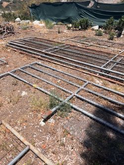 Used pipe corrals