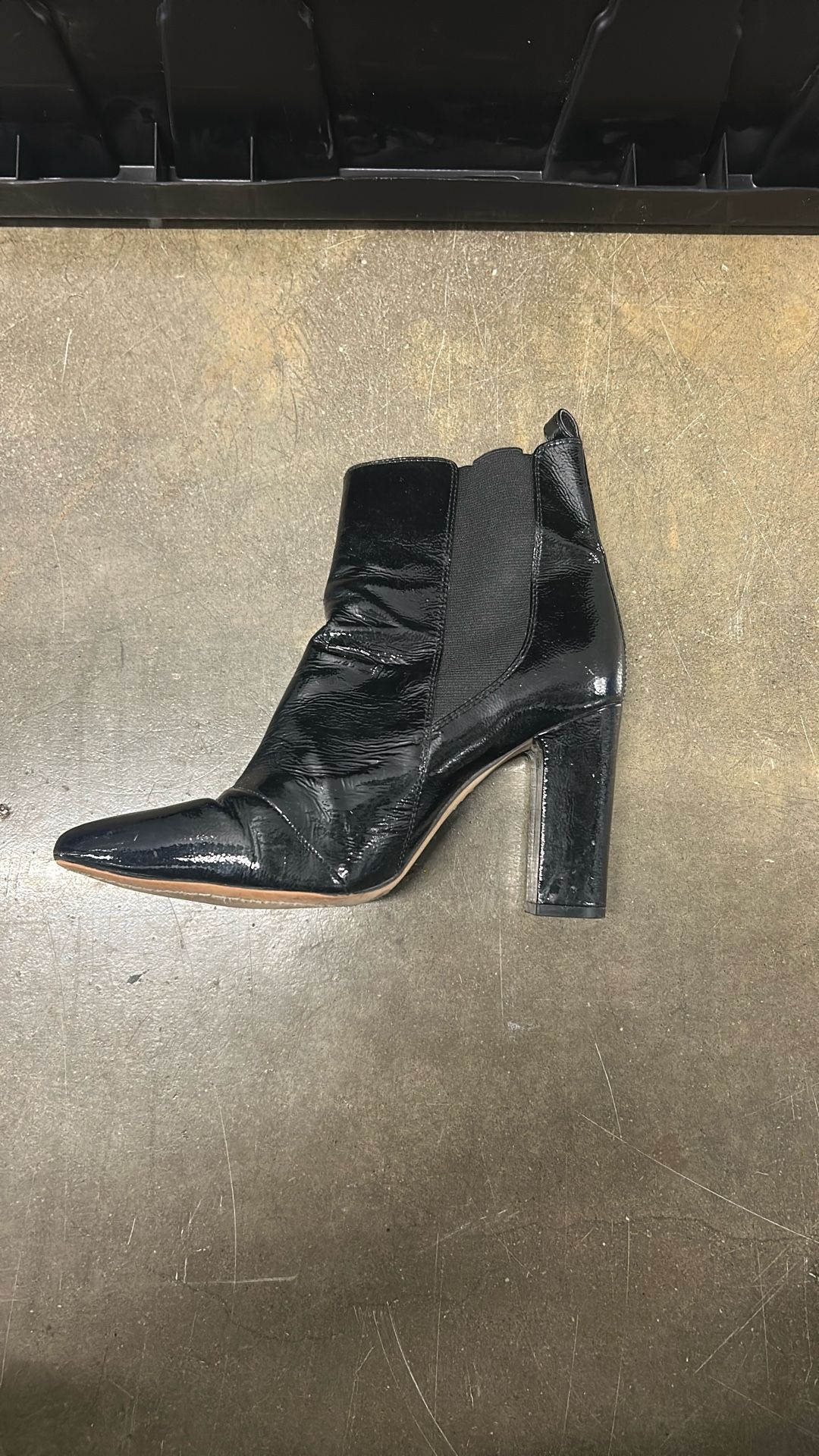 Vince Camuto Britsy bootie  91/2 Euro 39 1/2