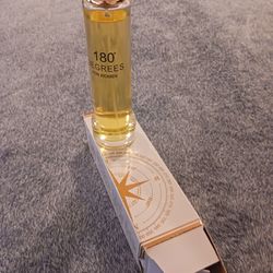 BRAND NEW 180 DEGREES PERFUME FOR WOMEN......😁😊😍