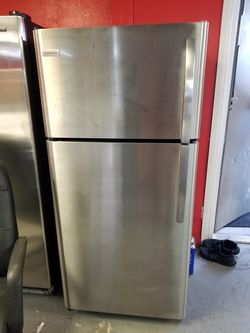 Frigidaire 18cu.ft top mount fridge stainless steel 1 year warranty