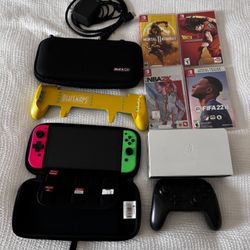 Nintendo Switch Oled + 128 Micro Sd Card + Accessoires 