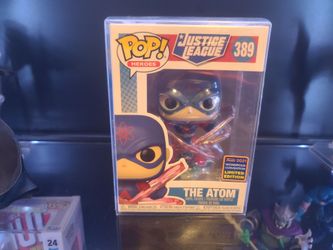 Funko Pop! Heroes: Justice League - The Atom (#389) 2021 Wondrous Convention Exclusive