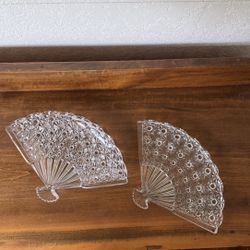 Daisy and button glass fan plates