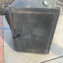 Dyna-glo Grill BBQ with Access Door