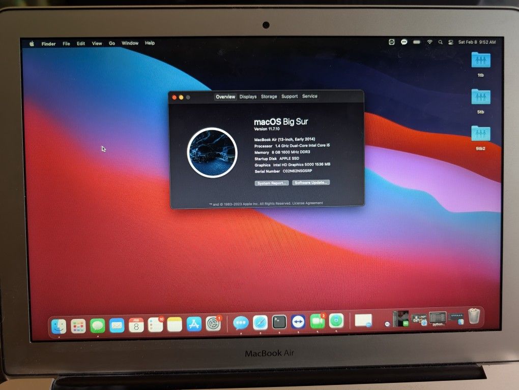 MacBook Air. Intel I5, 8gb Ram, 256gb SSD
