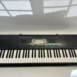 Casio CTK-2100 61-Key Electric Keyboard. 110 Songs, 150 Rhythms, 400 Tones. SEE