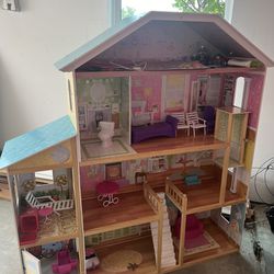 Doll House With Plastic Furnitures 