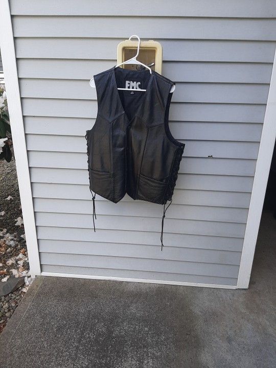 Men's Leather Motorcycle Vest
