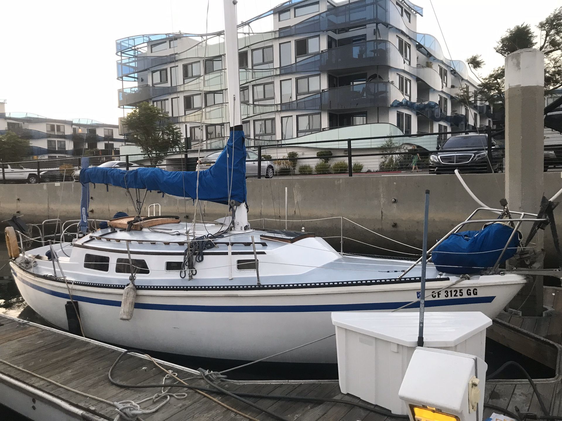 Sailboat 30 feet Newport Mark II!