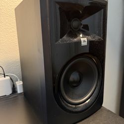 JBL 306P MKII