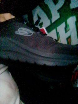 SKECHERS MENS SHOES