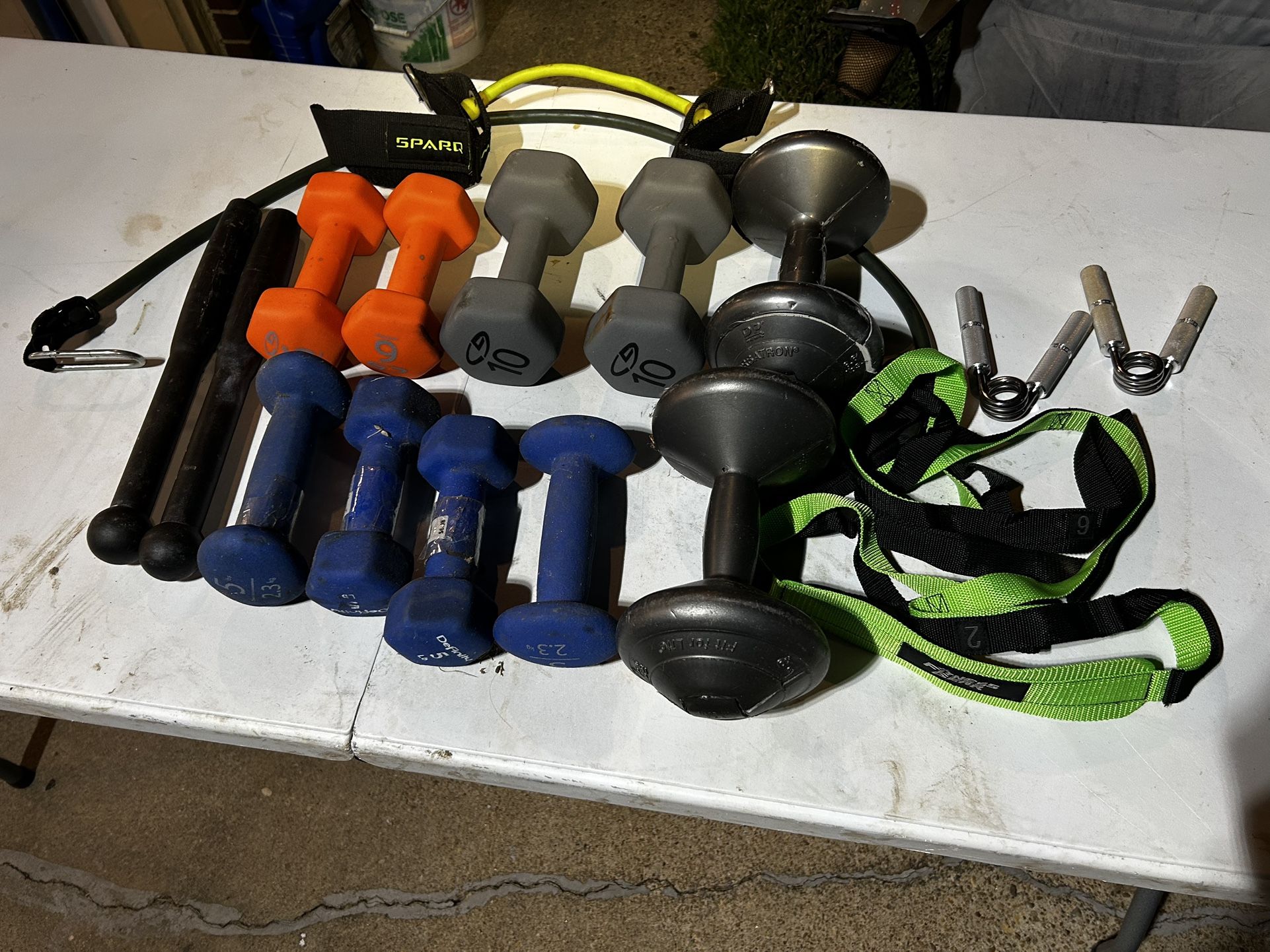 Fitness Gym Equipment Plus 2 yoga Blocks