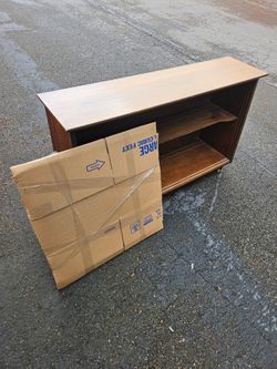 Vintage MCM Walnut Display Case/Bookcase/Cabinet/Credenza/Hutch