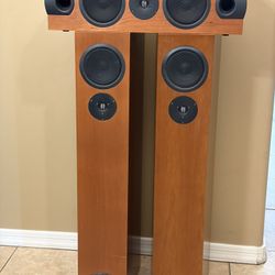 Linn AV 5140 Floorstanding Speakers with AV5120 Center Speaker