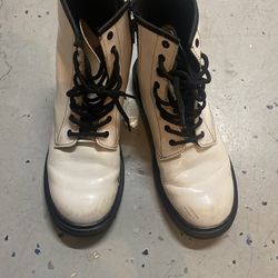 White Used Doc Martens Kids Size 4
