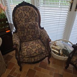 Victorian Era Vintage Arm Chair