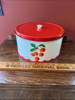 Sweet  cake or cookie tin
