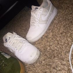 Nikes And Jordan Size 9 And 7