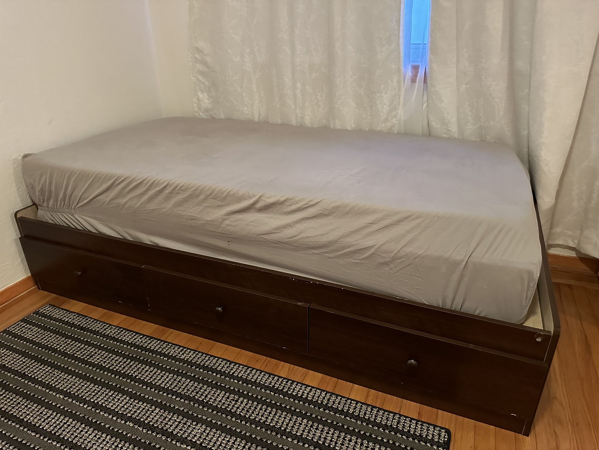 Single Bed Frame With Mattress And Topper