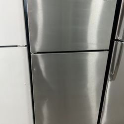 18 Cubic Foot Stainless Refrigerator 