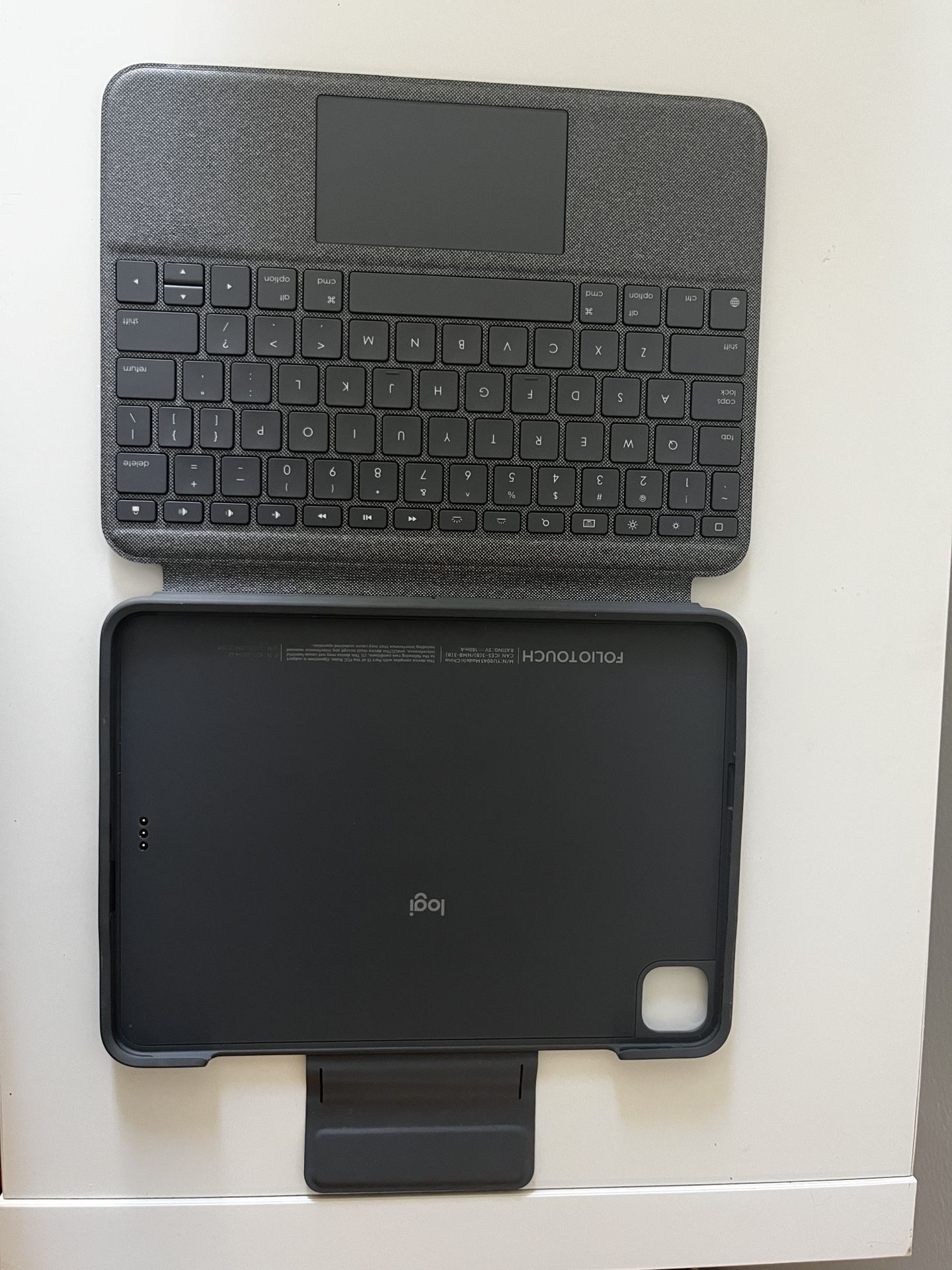 Logitech Folio Touch Keyboard Case Trackpad for iPad Air 11 inch