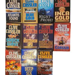 Thriller Paperback Novel Lot - Clive Cussler - 11 Books

