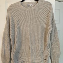 Women's Hollister Cable Knit Crew Neck Sweater