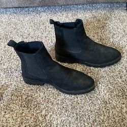 Black Boots