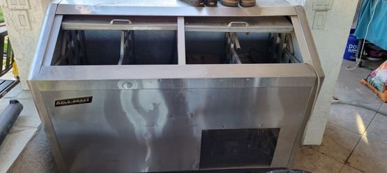 Top Load Beverage Refrigerator