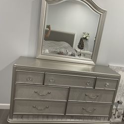 dresser  with mirror , silver 7 drawer 