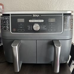 NINJA AIR FRYER- $50