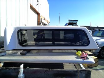 1993 Chevy S10 Step Side Camper Shell
