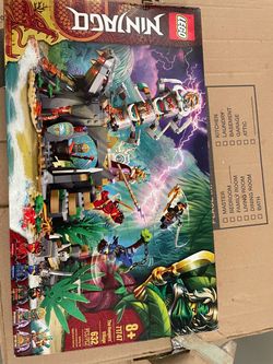 LEGO Ninjago The Keepers' Village 71747