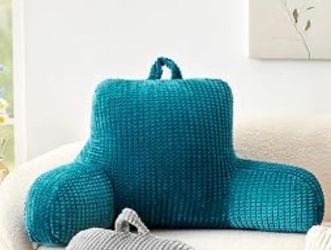 Rest Pillow with Arms