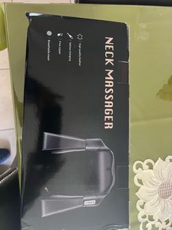 NECK MASSAGER