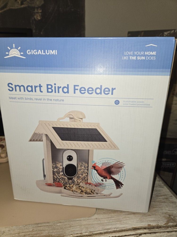 Smart Bird Feeder